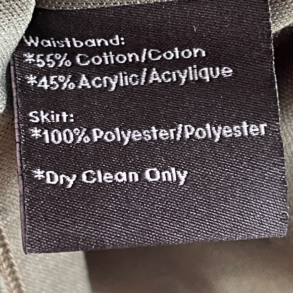 Anthropologie Pleated Sage Maxi Skirt Dark Green by Dear Creatures Size Small - Picture 13 of 13